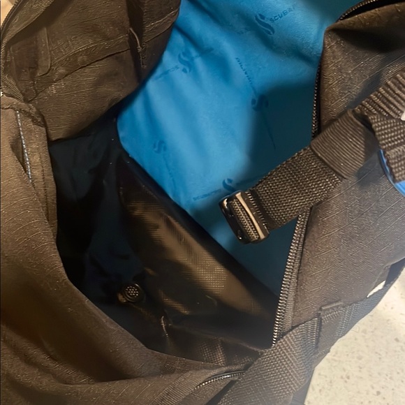 SCUBAPRO Hydros Carry Bag - Picture 6 of 7